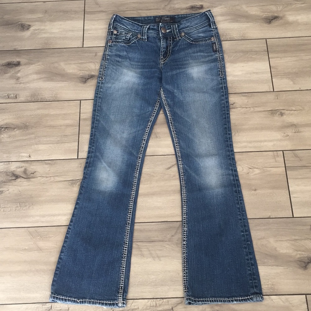 Silver Women’s Low Rise Boot Cut Jean Size W25/L30
